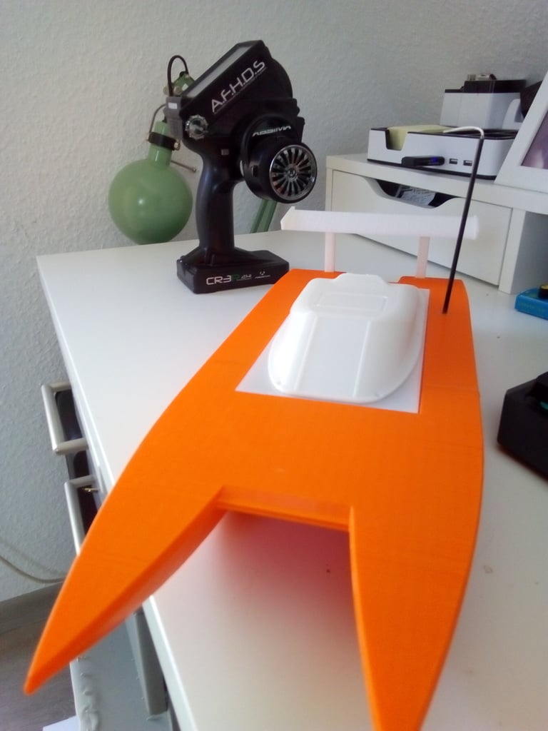 RC Jet Boat Remix - Modifiable Hull and Jet Engine Design