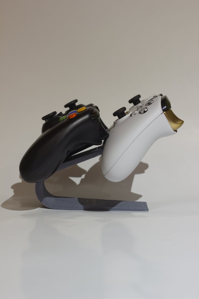 Dual XBOX Controller Stand - Keep your controller organised