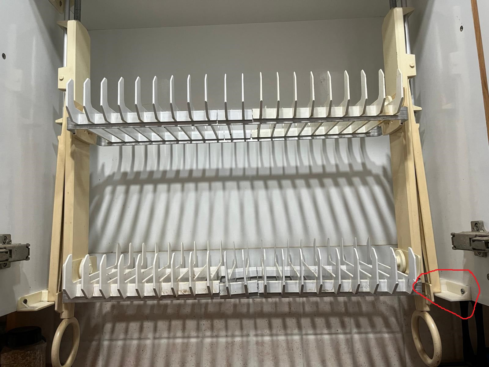 Mounting for Built-in Dish Drainer