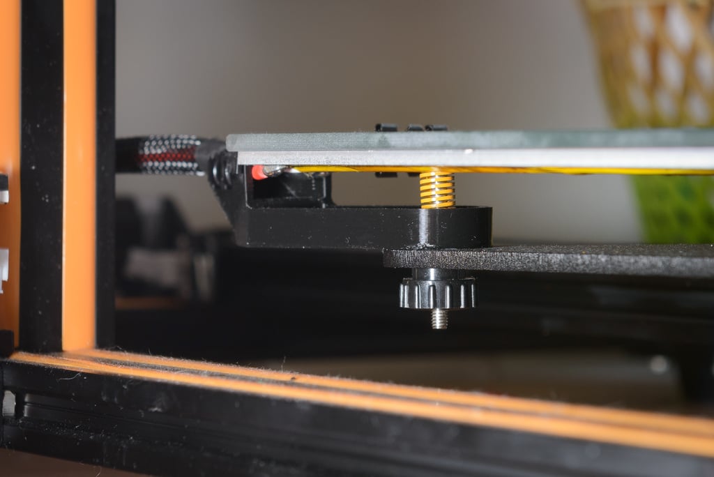 Creality CR-10 Strain Relief Bracket for Heated Bed Cable
