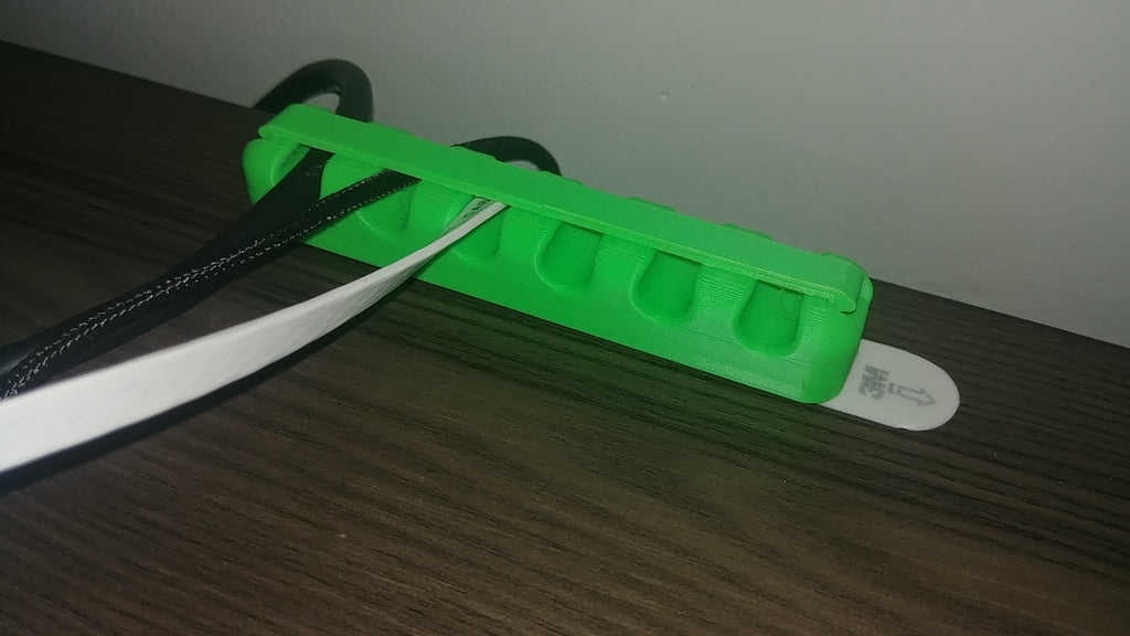 Cable organiser with Snap Top