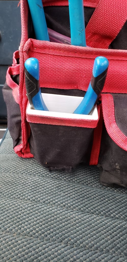 Tool pouch insert for organising tools