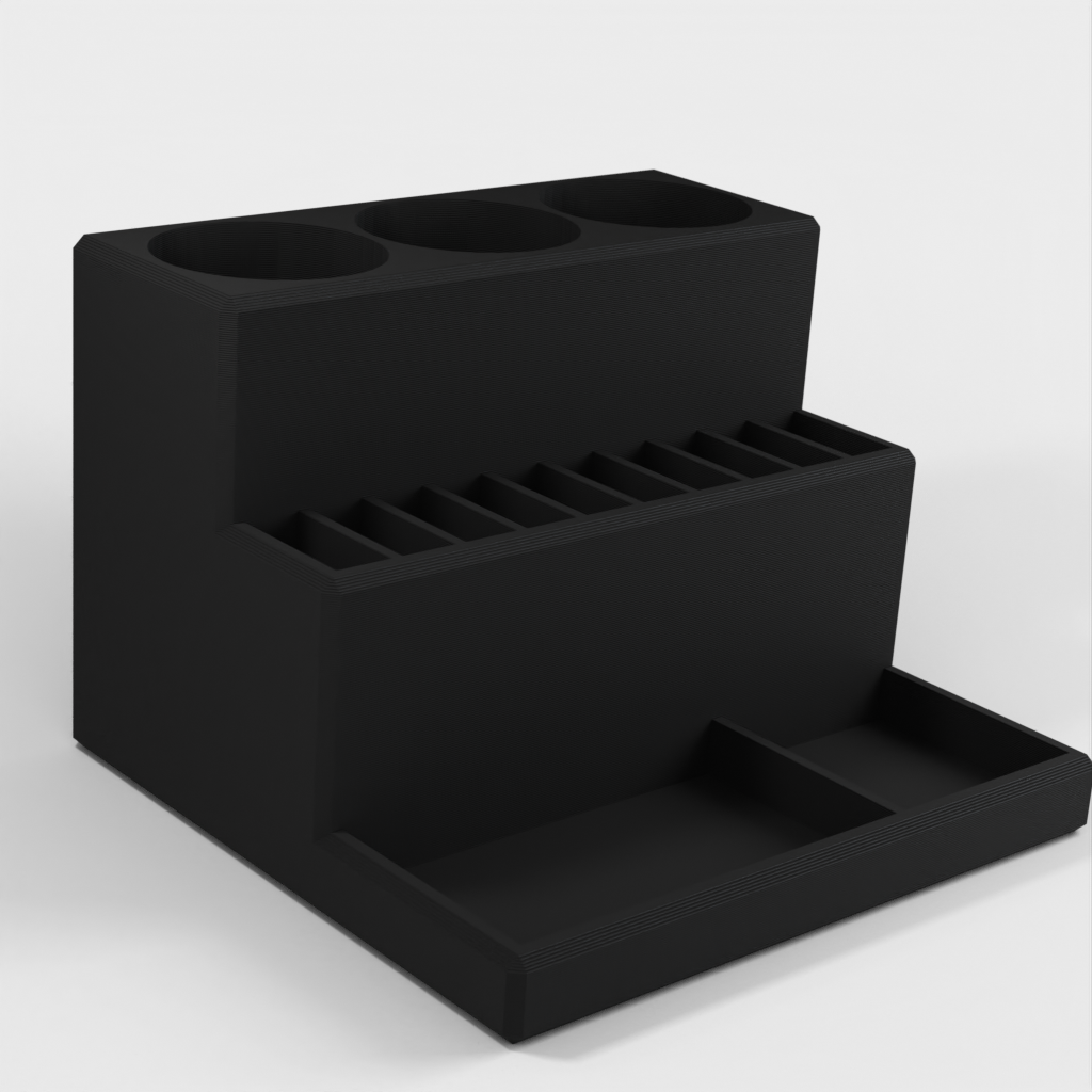 Small desk organizer for pencils, pens and erasers