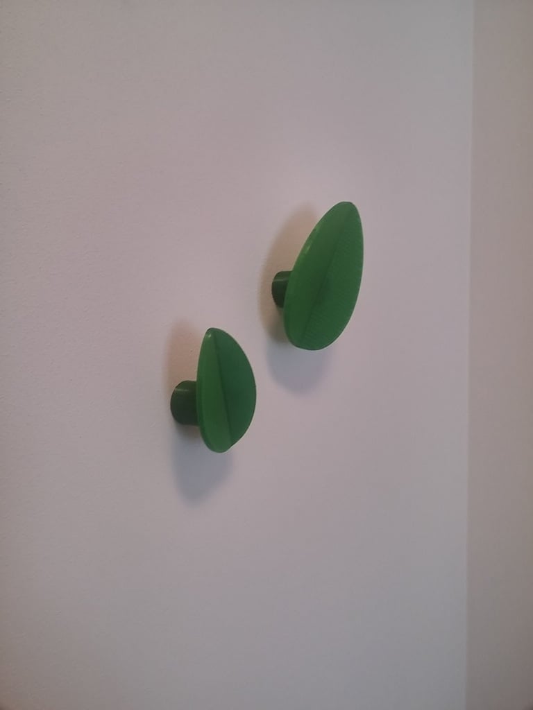 Leaf-shaped Wall Hook with Hidden Mounting