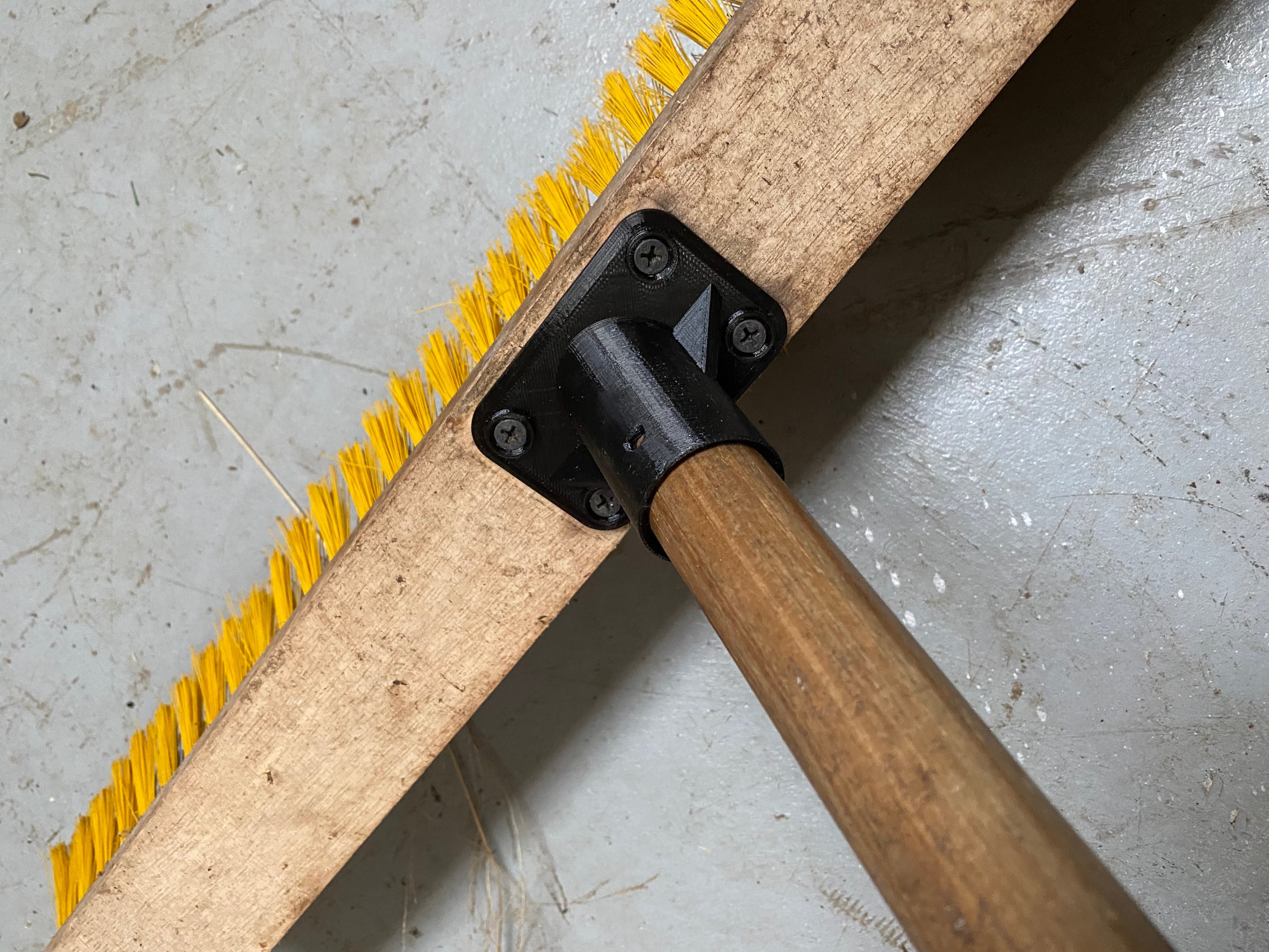 Replacement connector for broom handle
