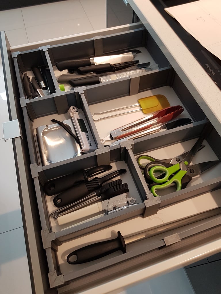 Modular and Adjustable Drawer Divider System