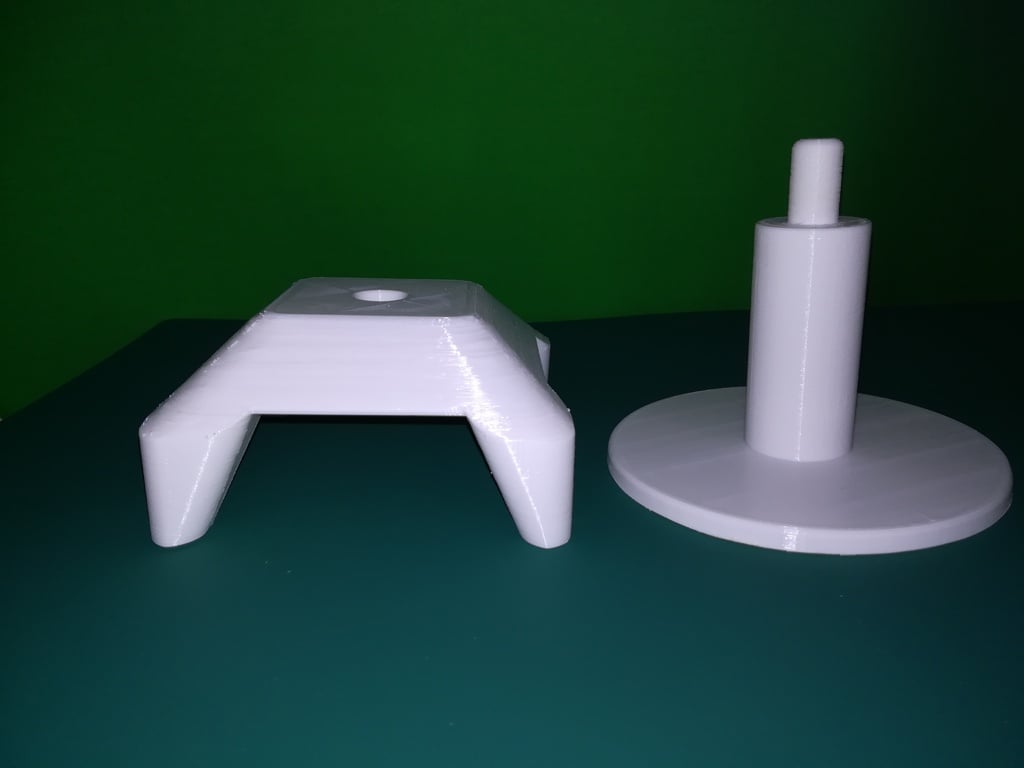Rotating paint base for models