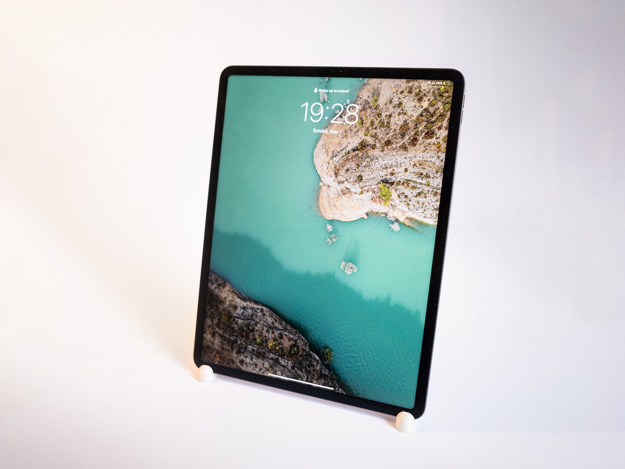 Stand for iPad Pro 12.9' and iPad Air in Landscape Orientation