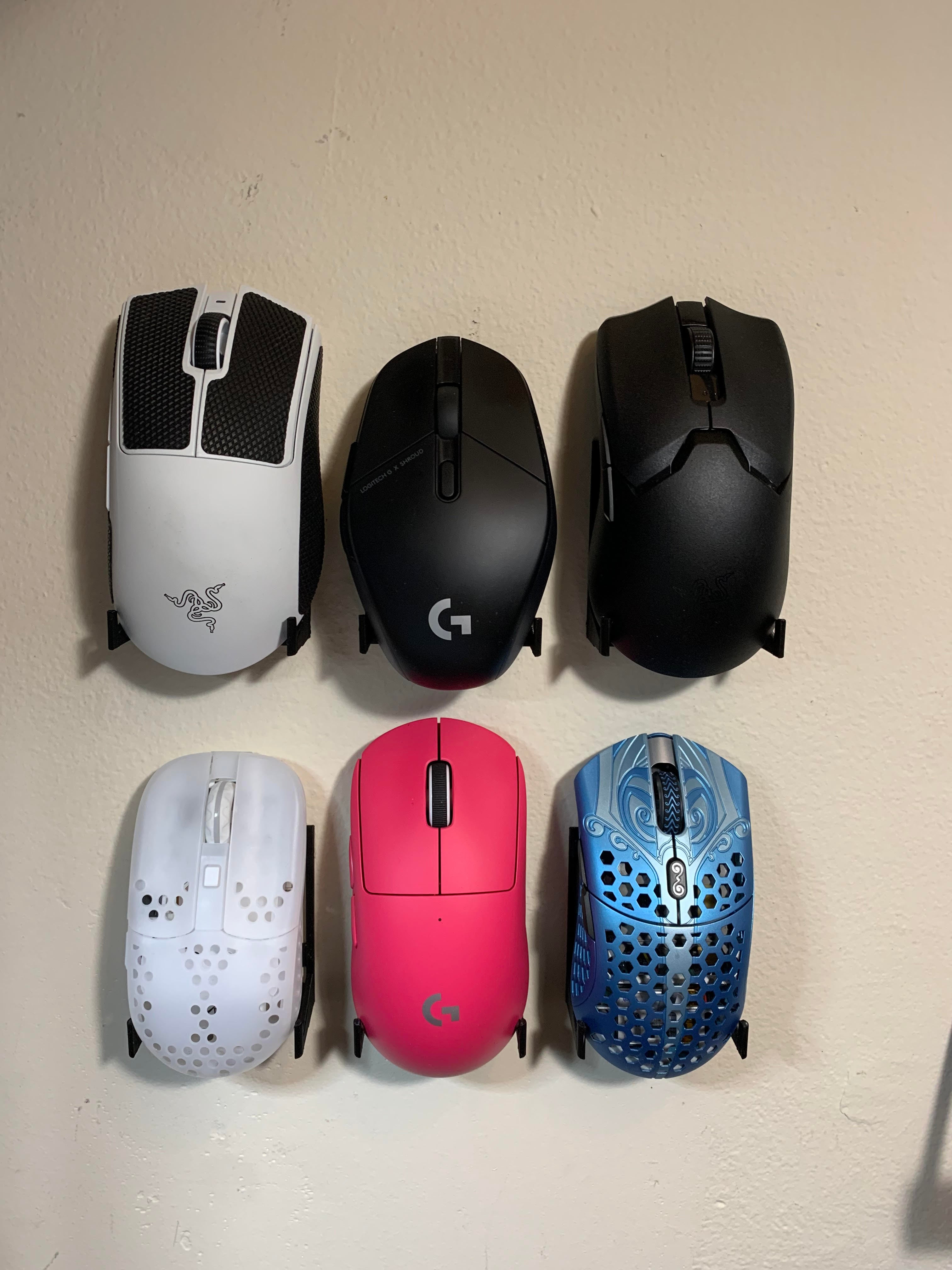 Minimalist Wall Mounted Holder for Gaming Mouse with Dongle Space