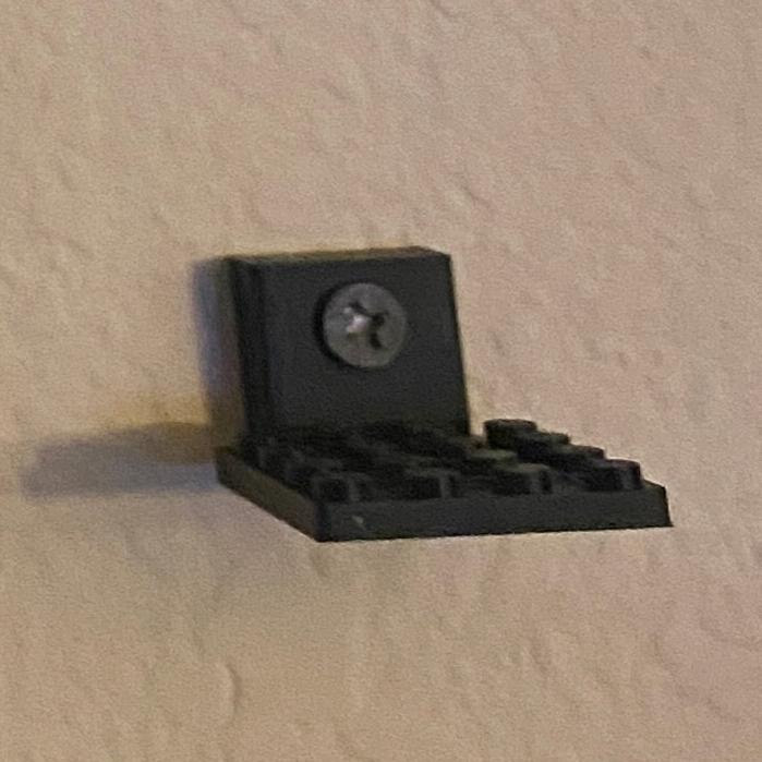 Wall mount for Lego BrickHeadz