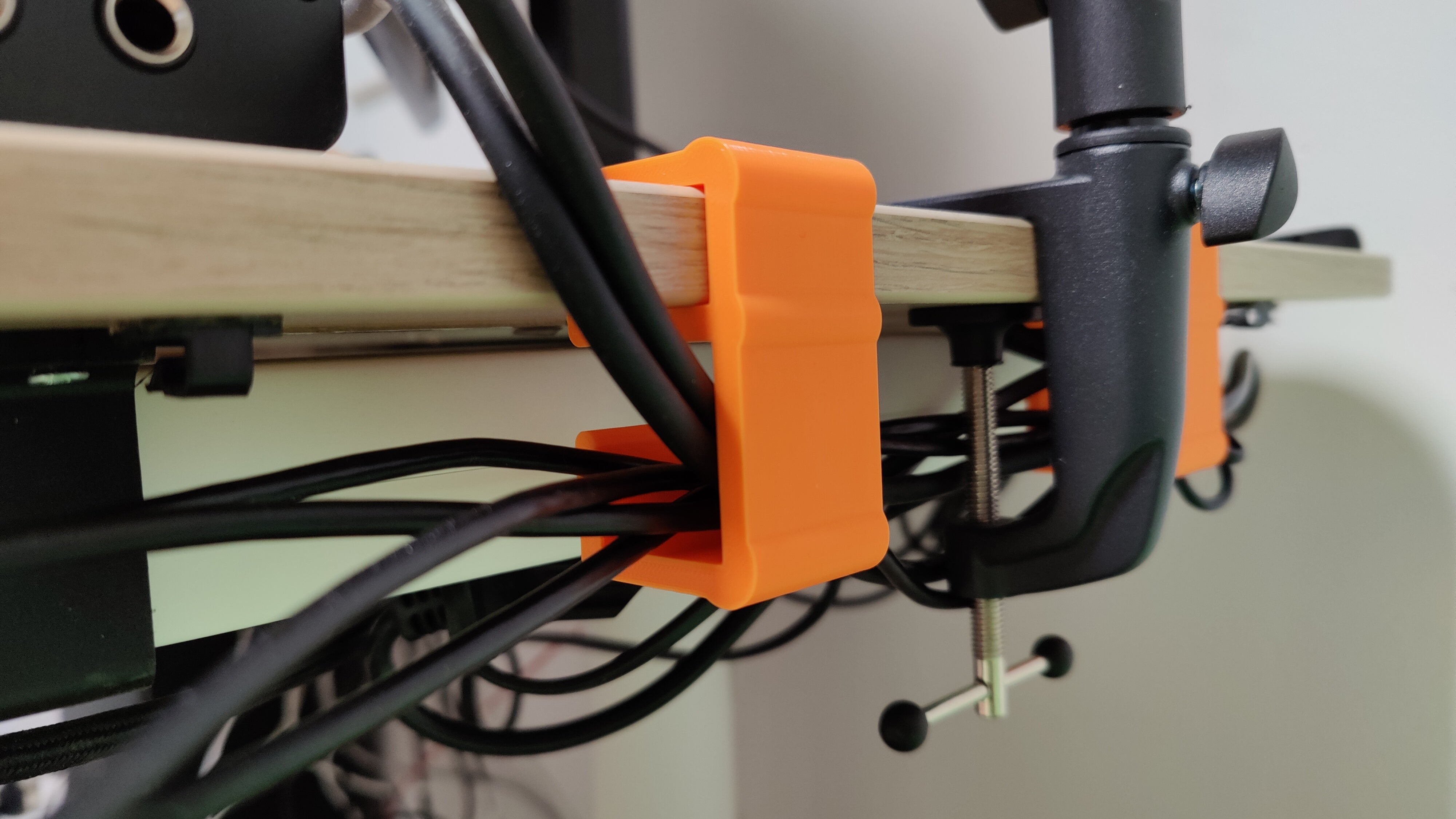 Cable management for IKEA BEKANT Desk