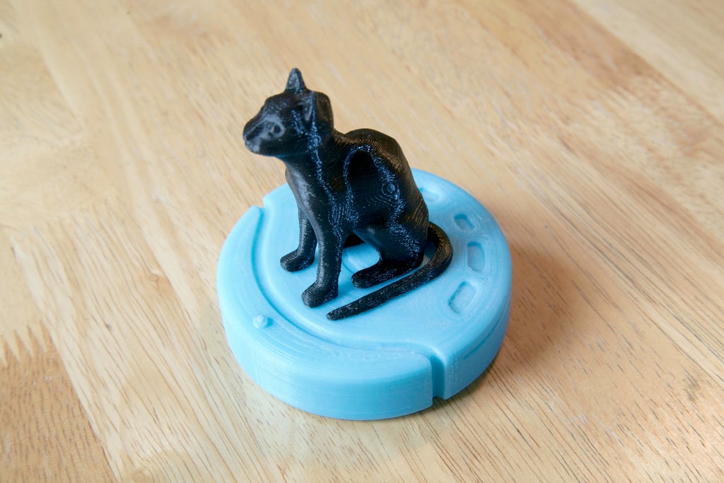 vRoomba - Toy Robot Vacuum Cleaner with Pullback Motor