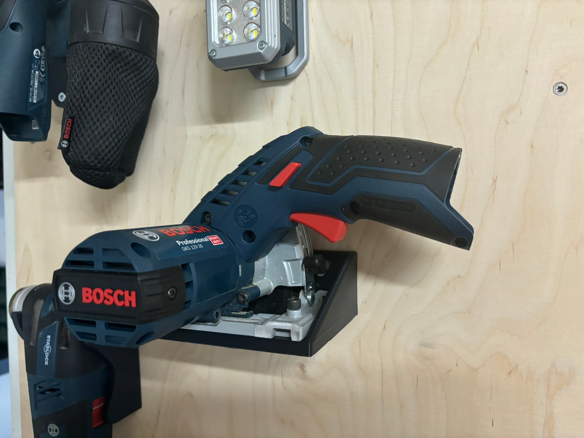 Bosch 12V Wall Mount for Batteries and Tools