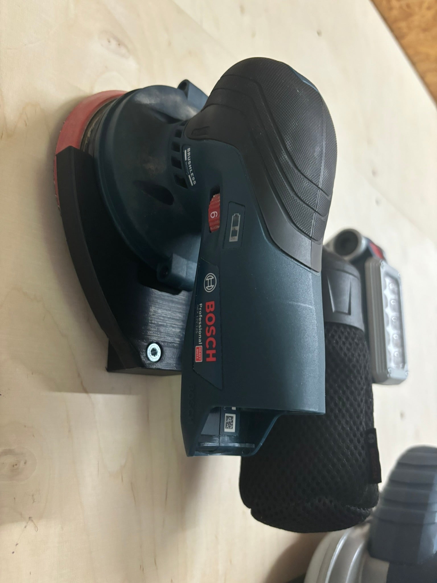 Bosch 12V Wall Mount for Batteries and Tools