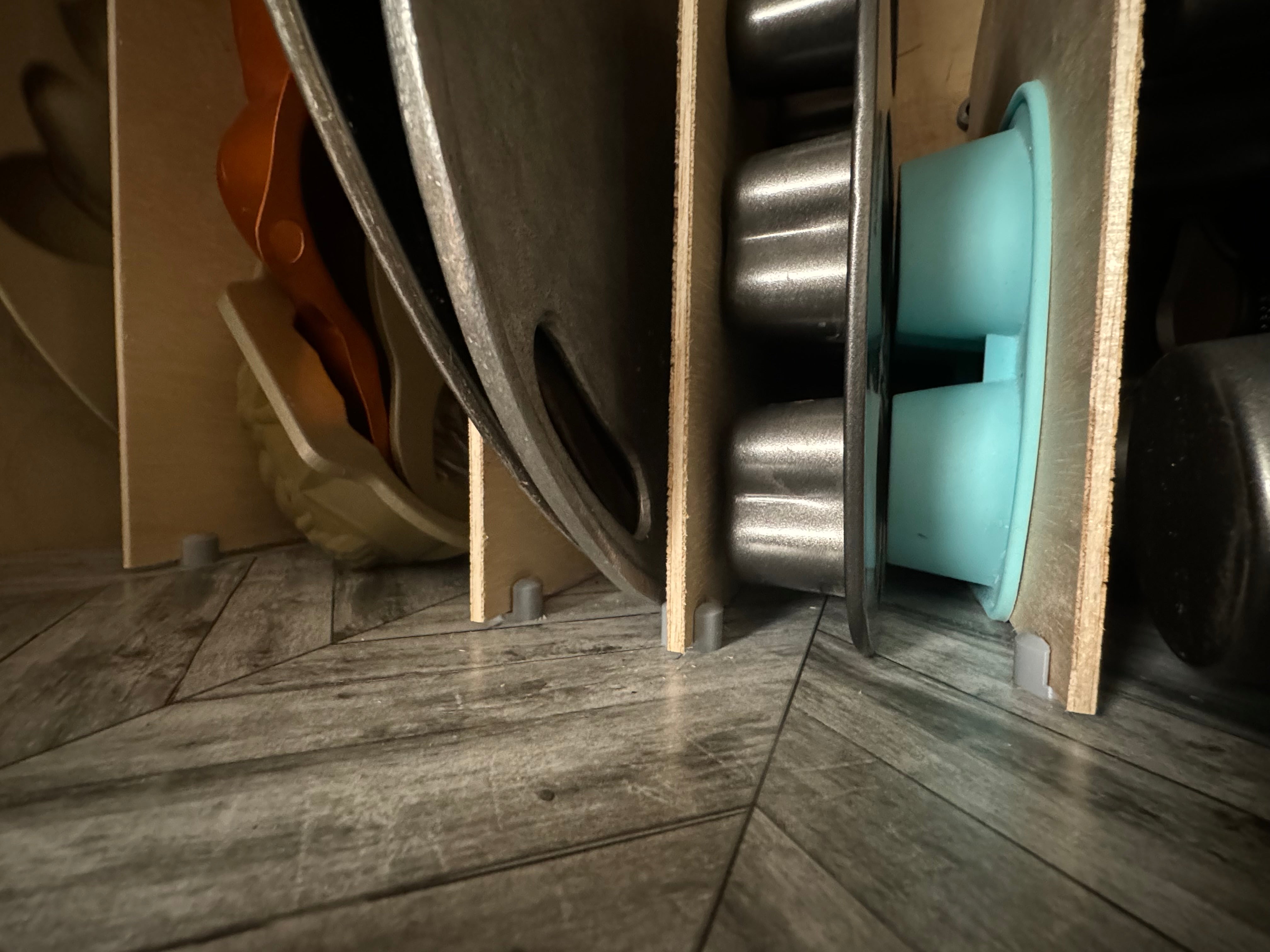 Practical Fittings for Kitchen Cabinet Organisation