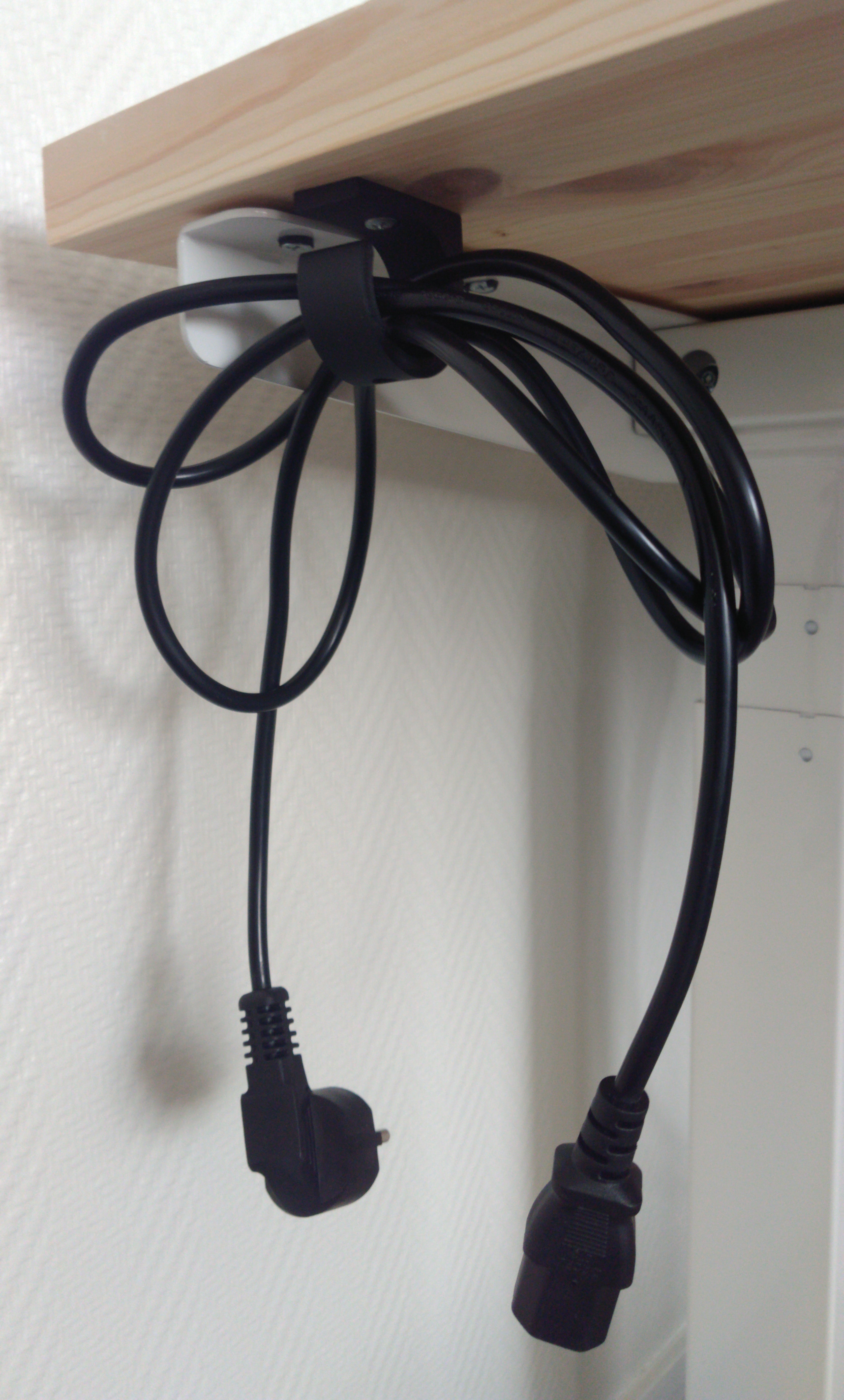 Cable hook - Easy cable management