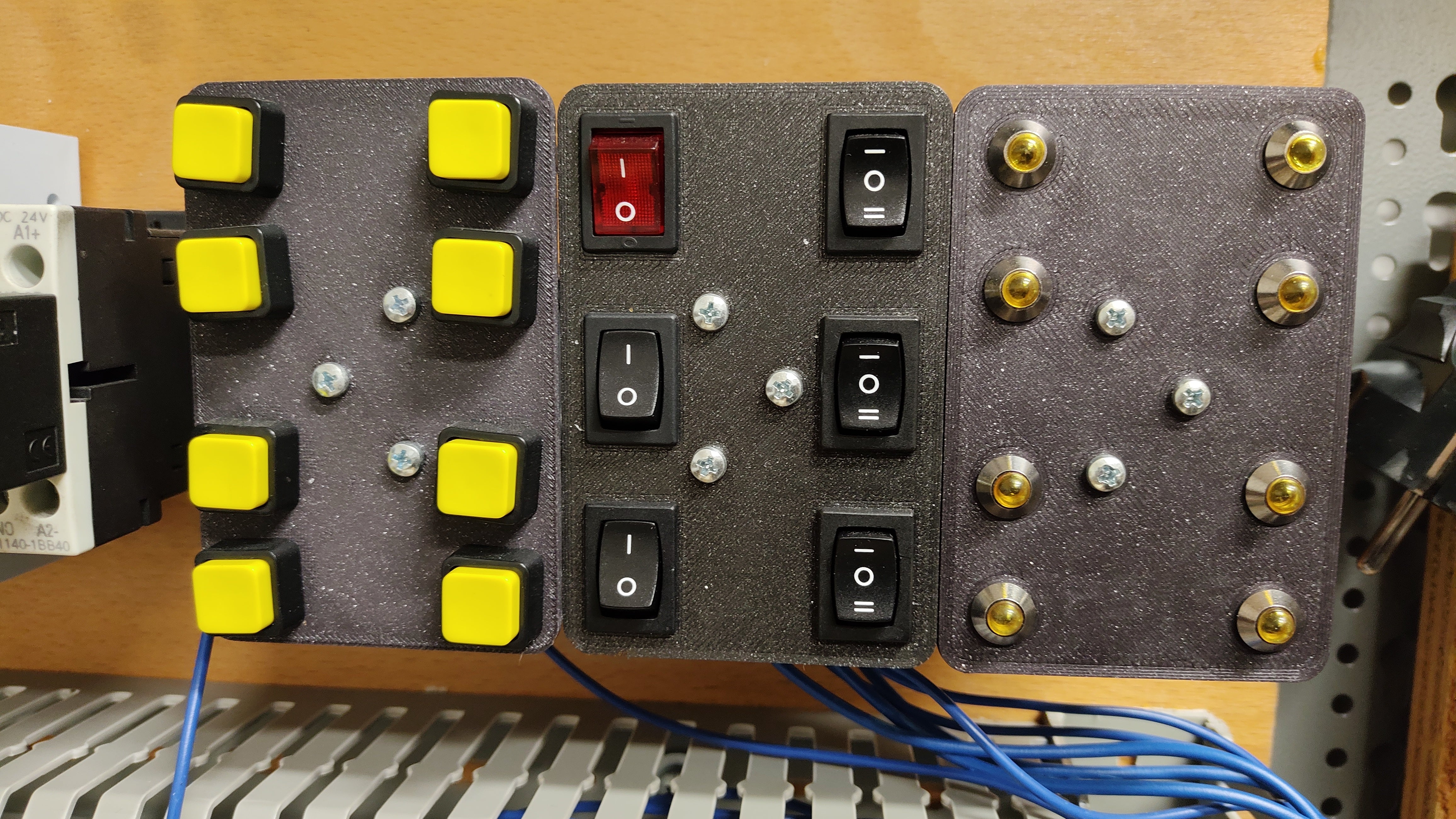 DIN Rail Holder for Buttons and LED Indicators
