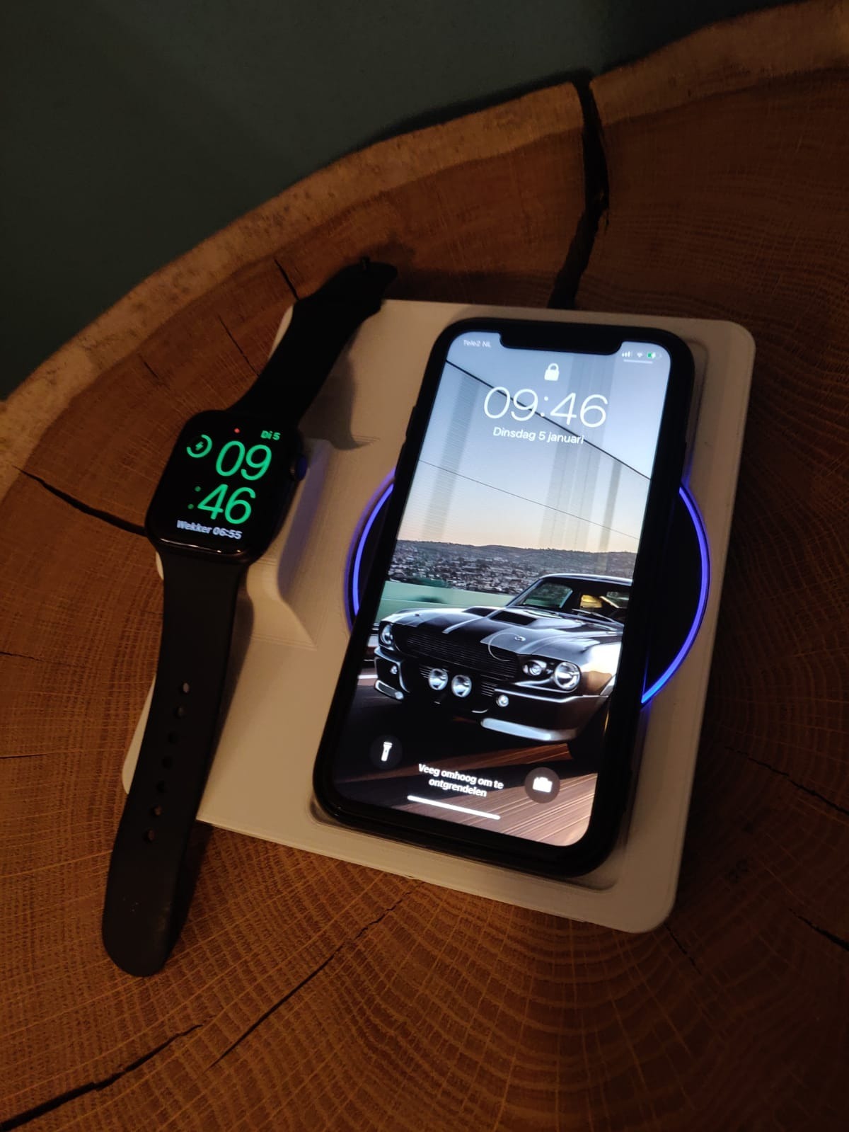 Apple Watch & Wireless Qi Charging Dock