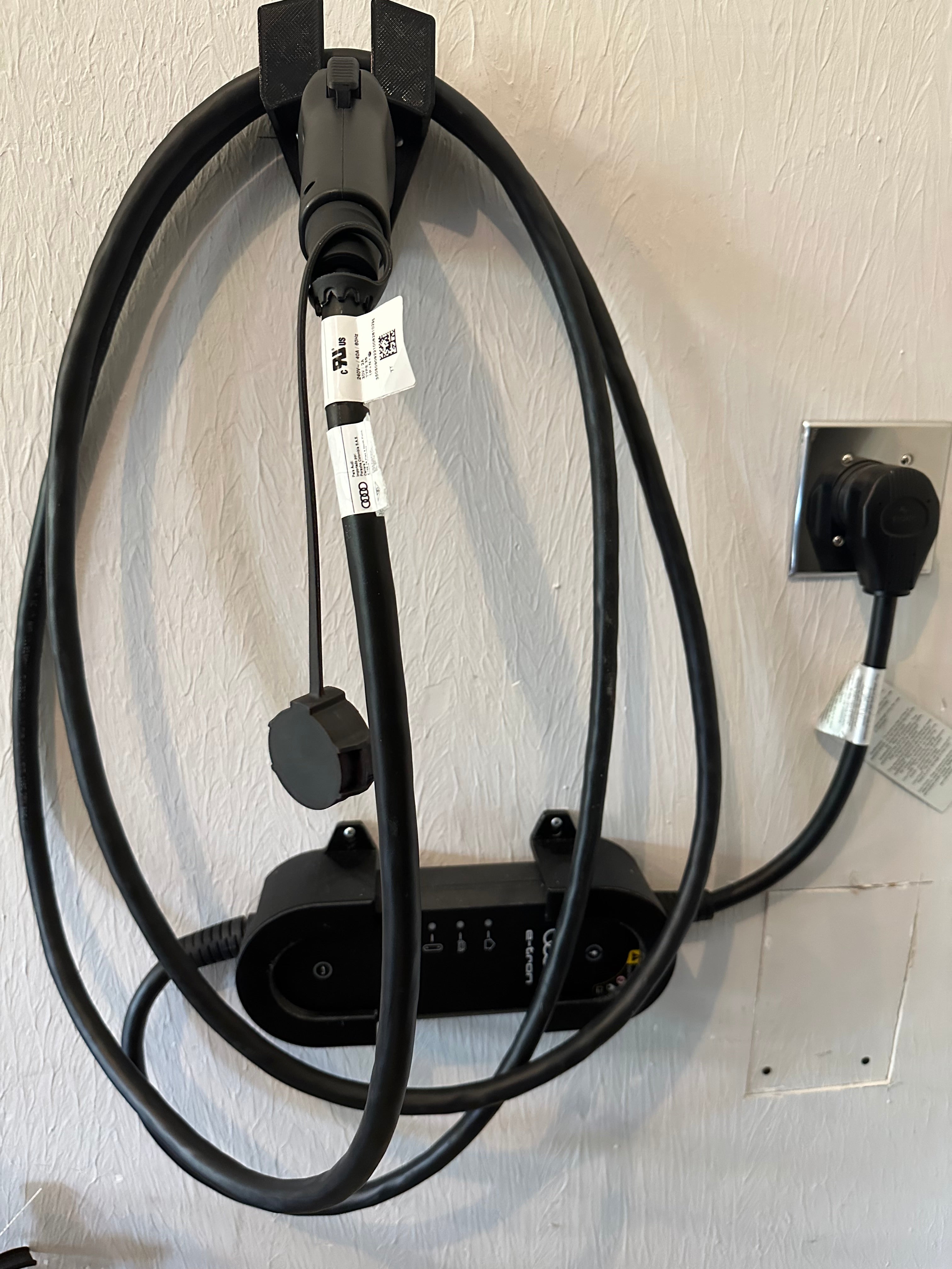 Wall mounted Holder for J1772 CCS1 EV Charger