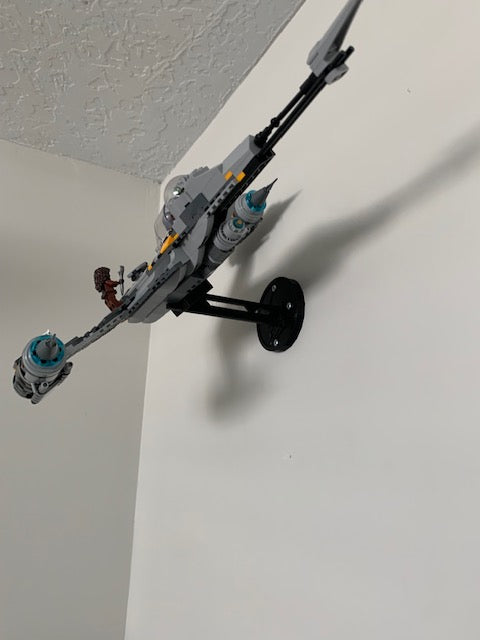 Wall mount for LEGO® Star Wars Mandalorian N-1 Starfighter