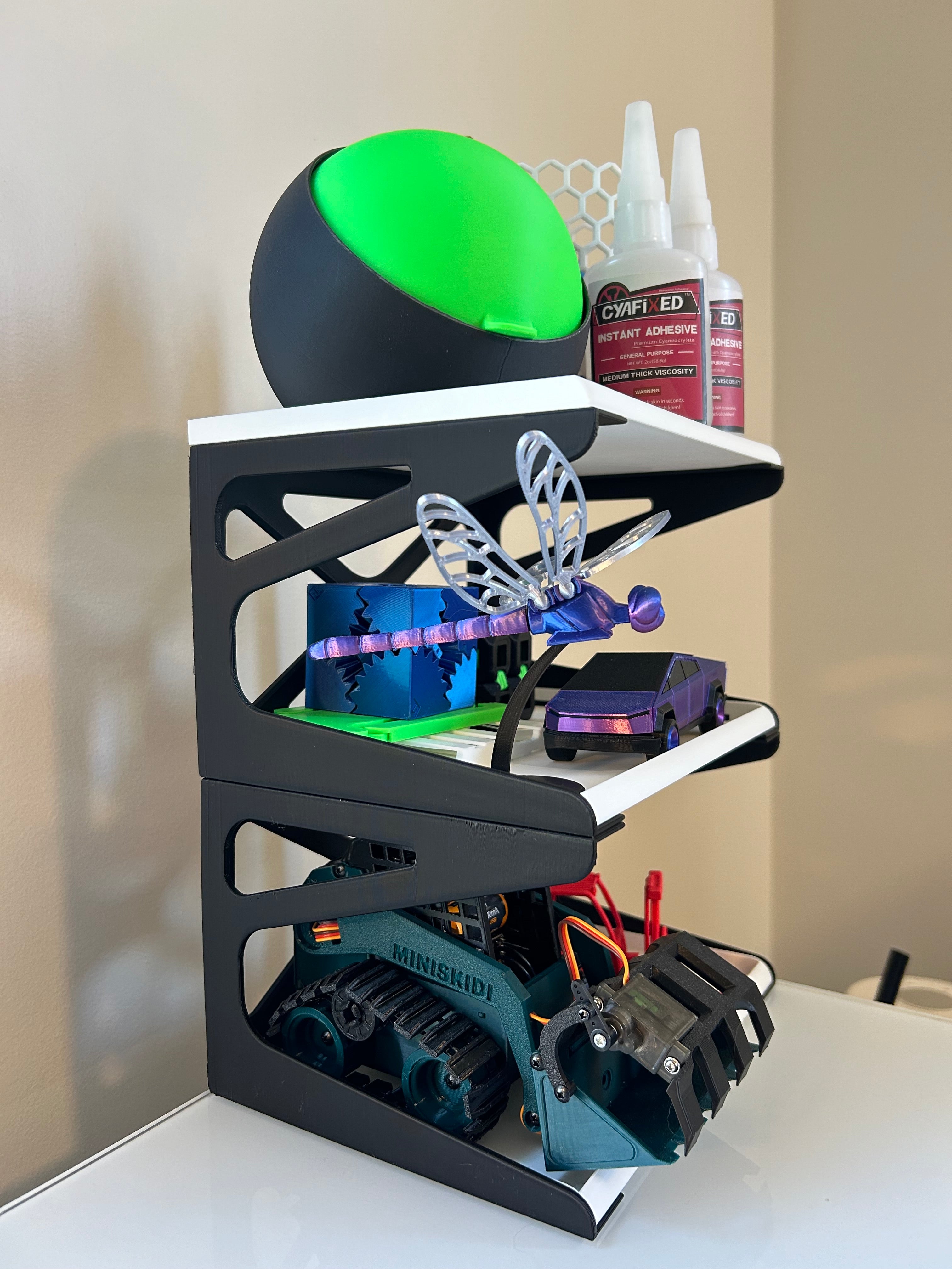 Stackable shelf organizer