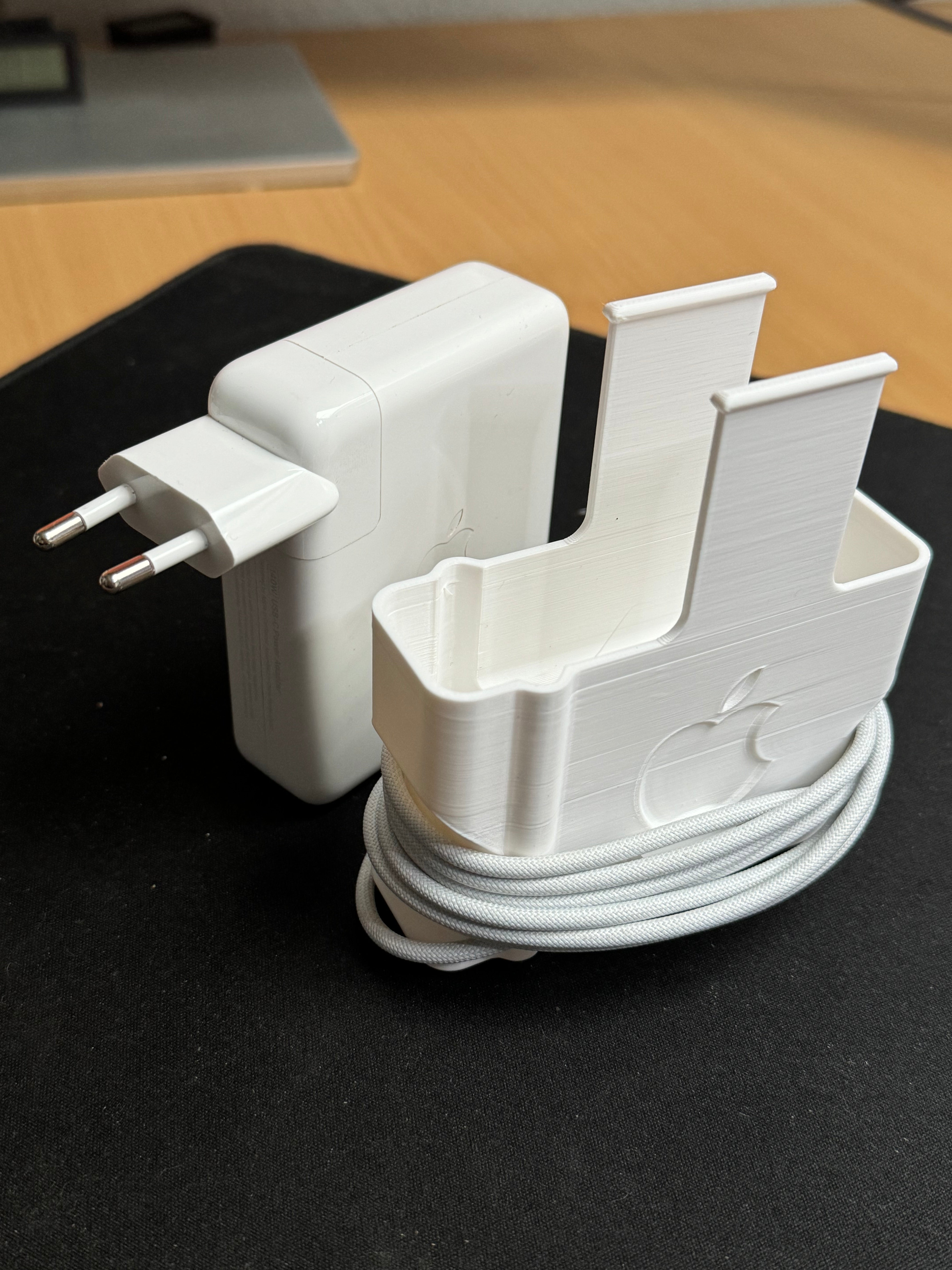 Protection and cable manager for 140W Macbook Pro charger