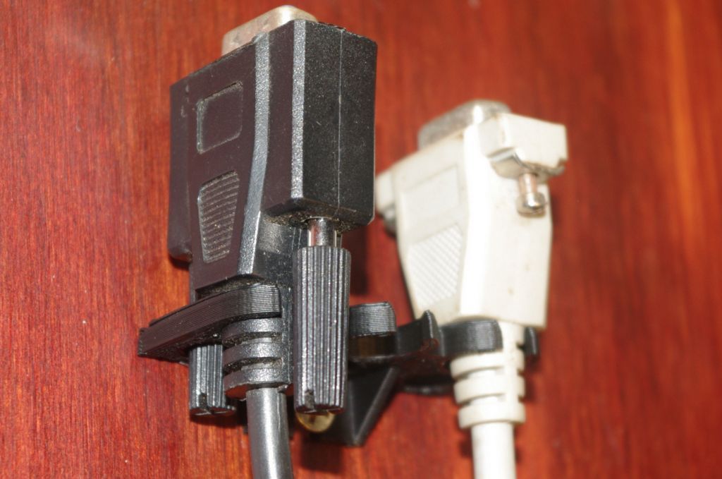 Parametric DB9 Cable holder
