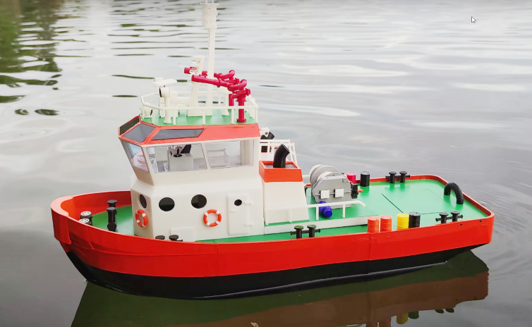 Tugboat 24' - Effective model boat for water activities