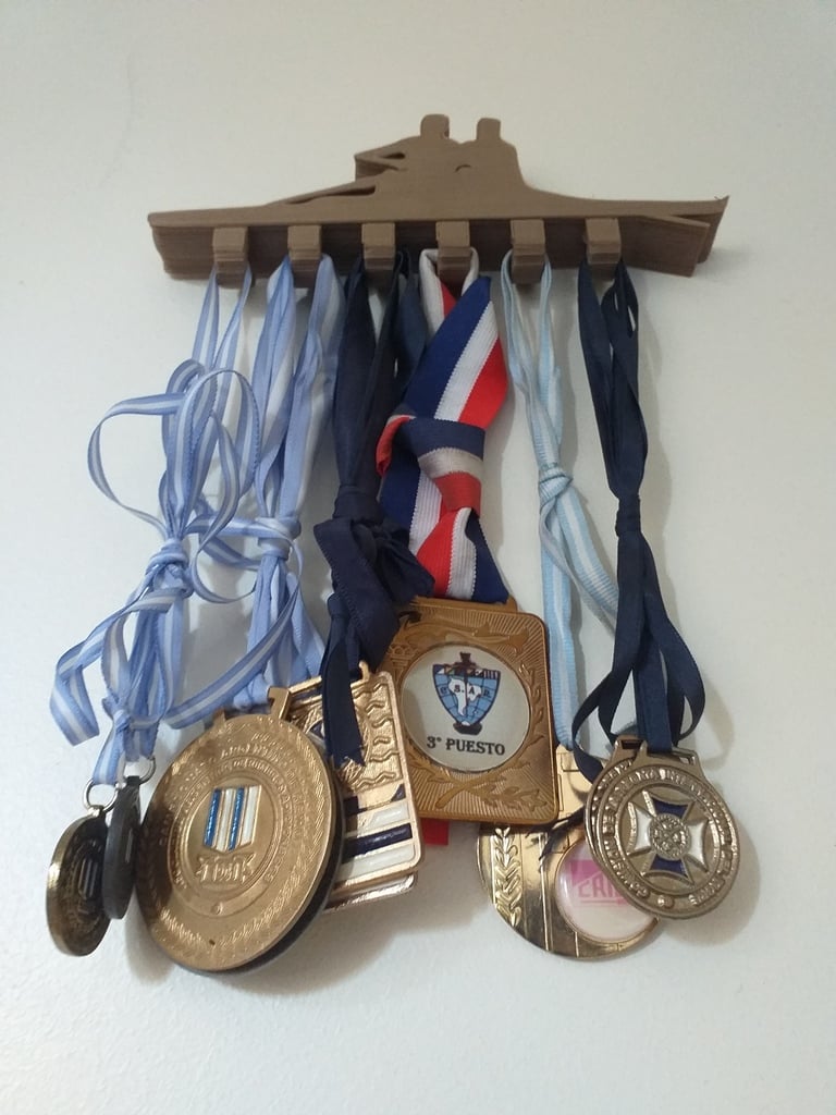 Medal holder for rowing - Simple and stylish storage for your achievements