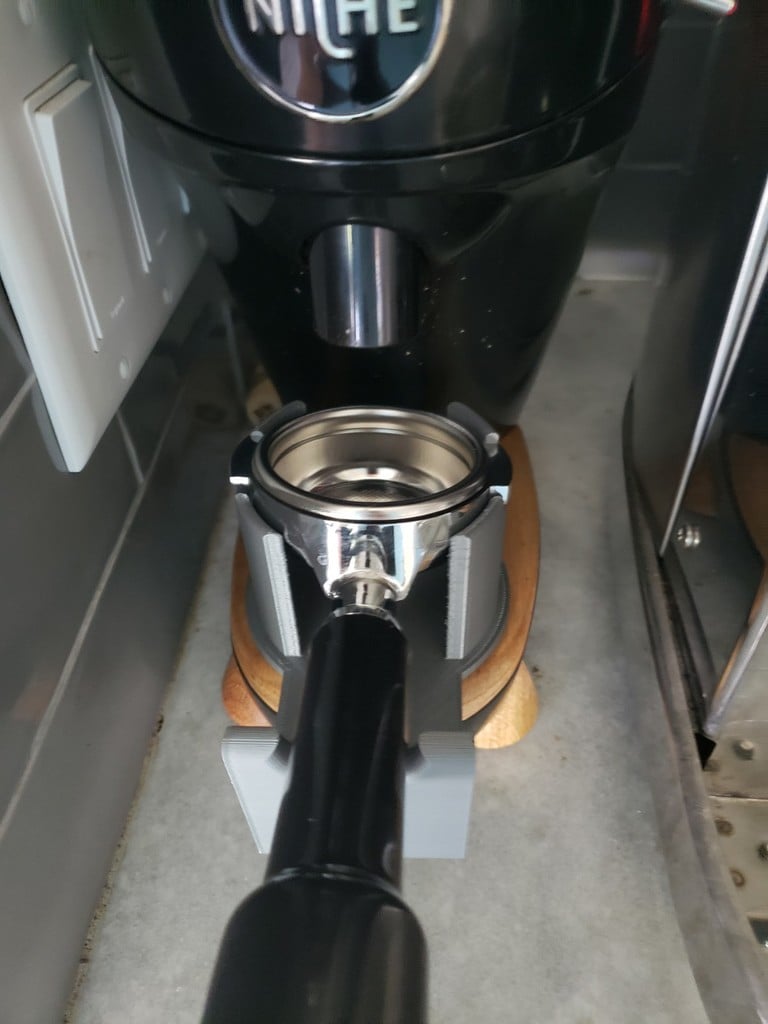 Portafilter holder for Niche Zero