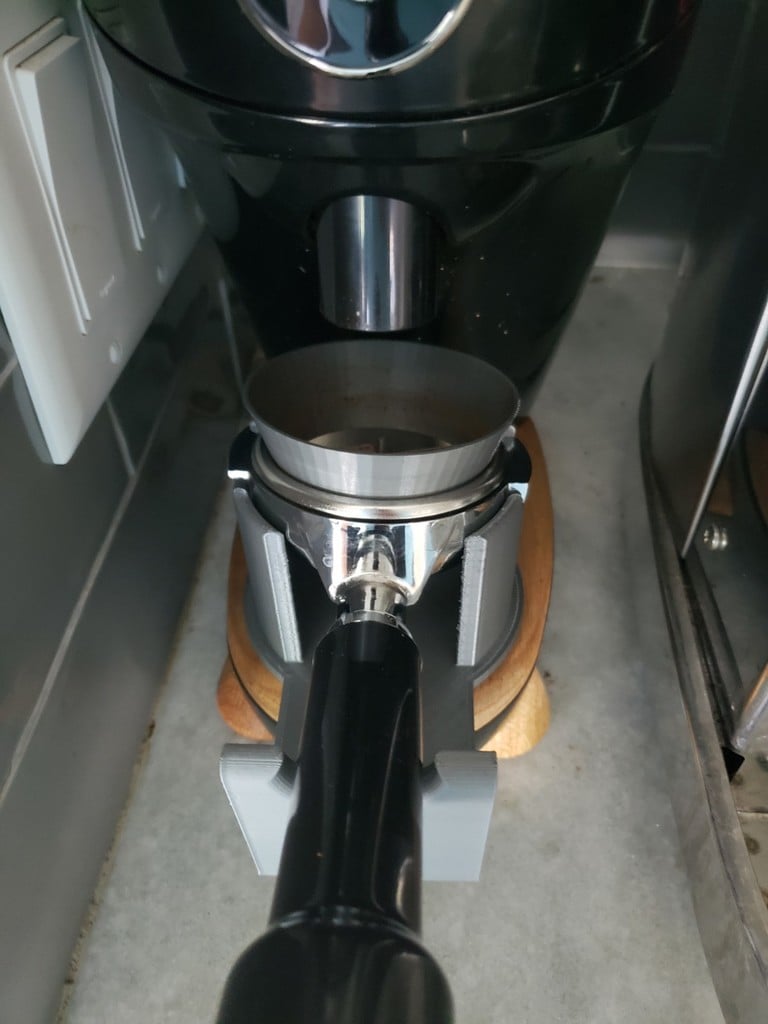 Portafilter holder for Niche Zero