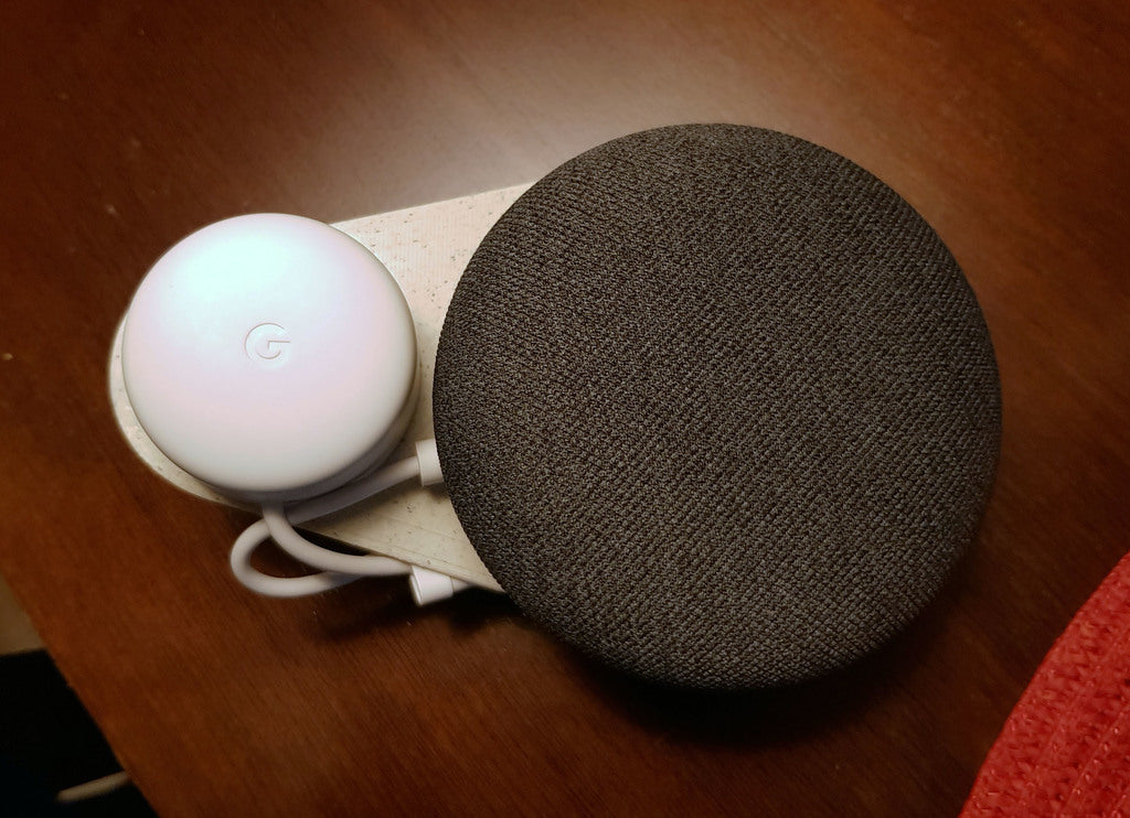 Google Nest Mini Socket Holder – Discreet Wall Mount