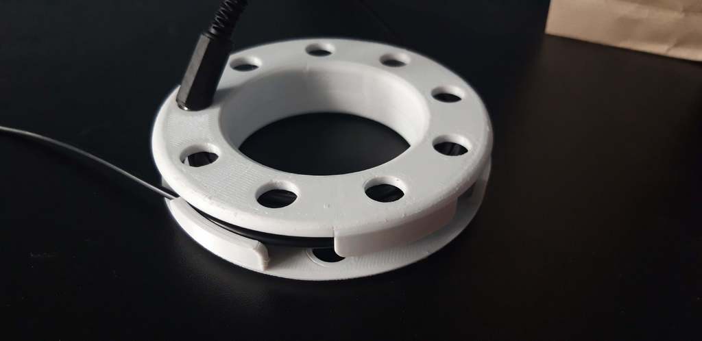 Cable reel