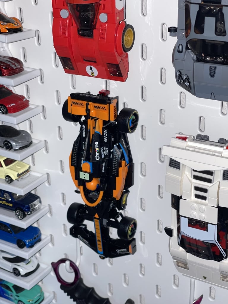 Wall mount for LEGO McLaren F1 (76919) on IKEA Skadis