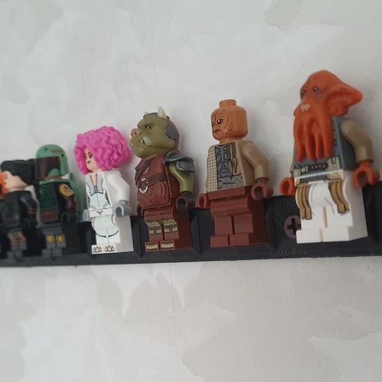 Wall mounting for Lego Minifigures