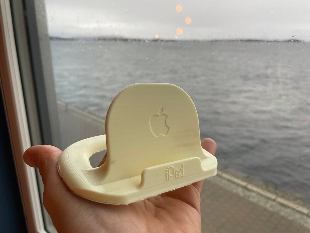 Easy-print iPad Stand