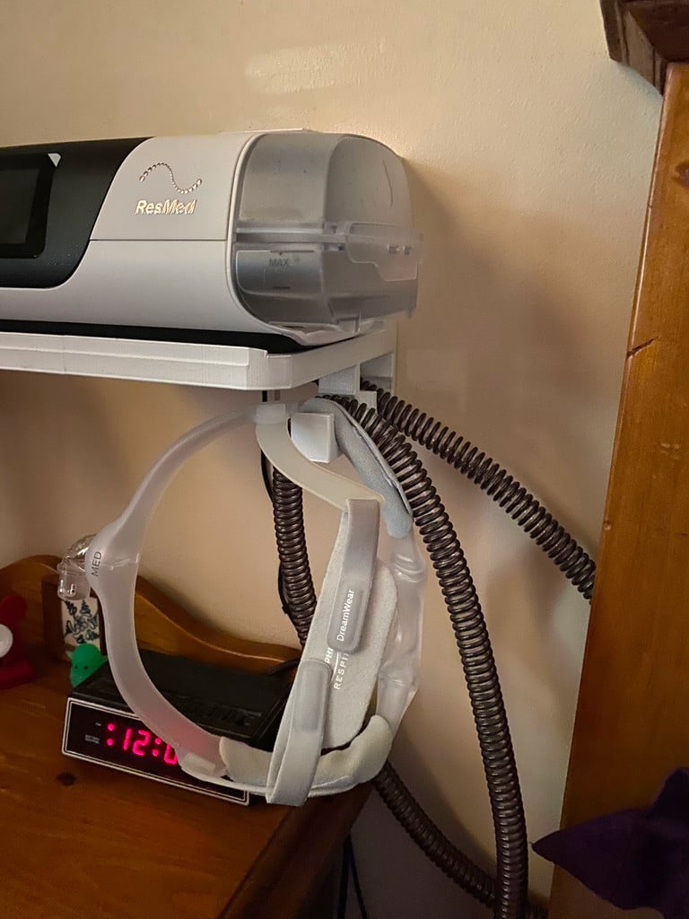 Wall mount for ResMed Airsense 11 CPAP machine