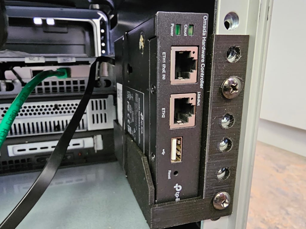 Omada OC200 Vertical Rack Mount