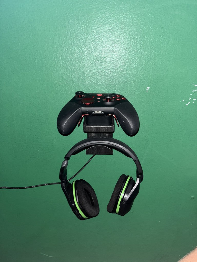 Wall mount for Xbox Elite Series 2 Controller, Charger and Headset