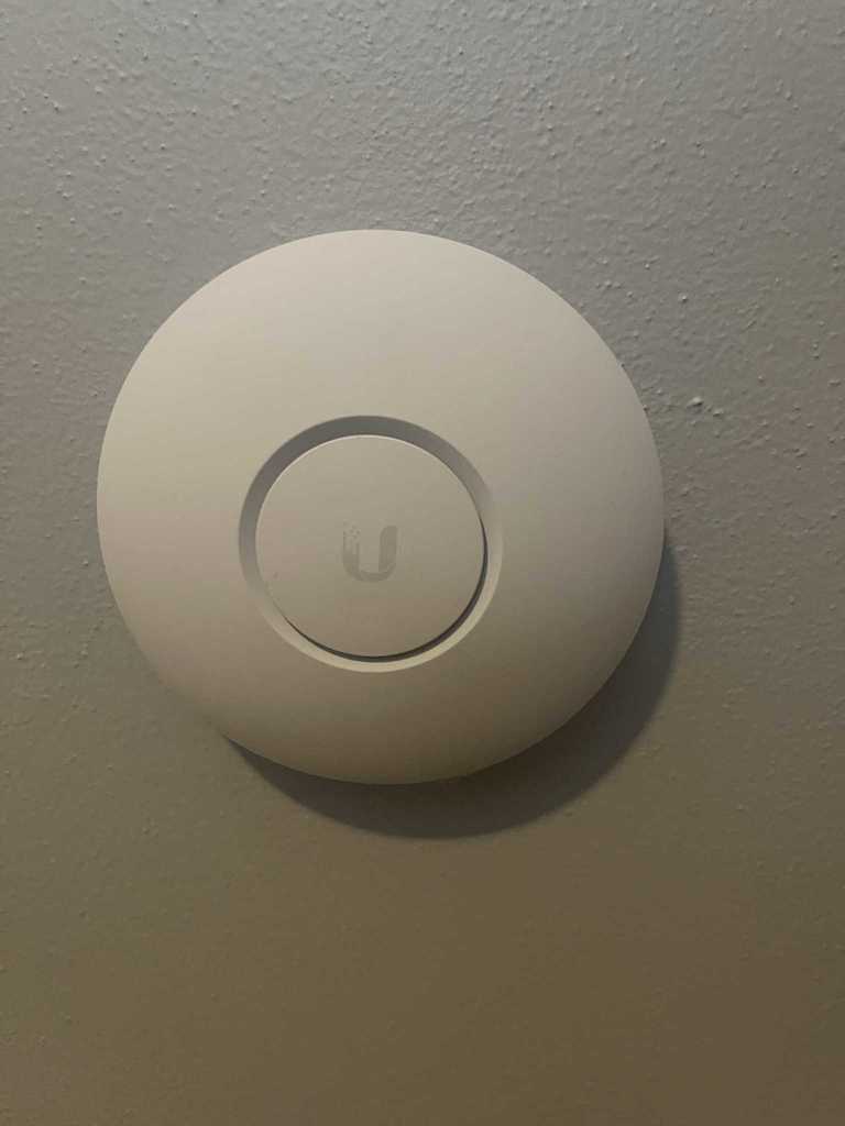 Ubiquiti Unifi Access Point AC Lite Wall Plate with Keystone