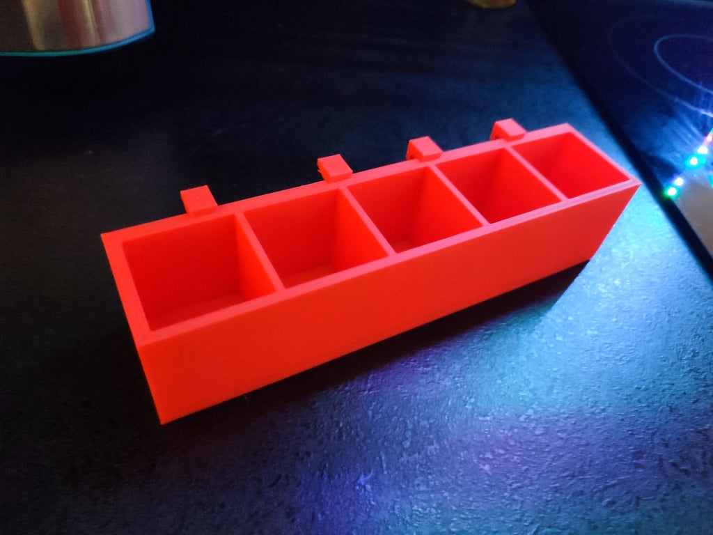 Spice rack for stove grid