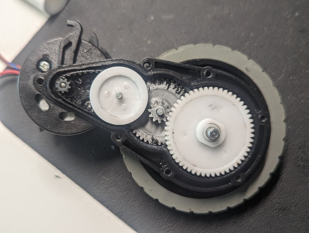 Ecovacs DE53/900 Replacement Gear for Wheel