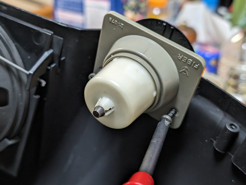 Philips TV Discoverer Hinges