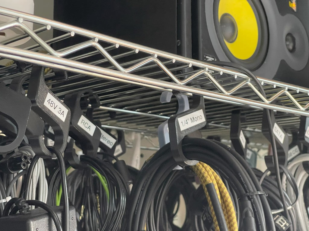 Simple Cable Hook