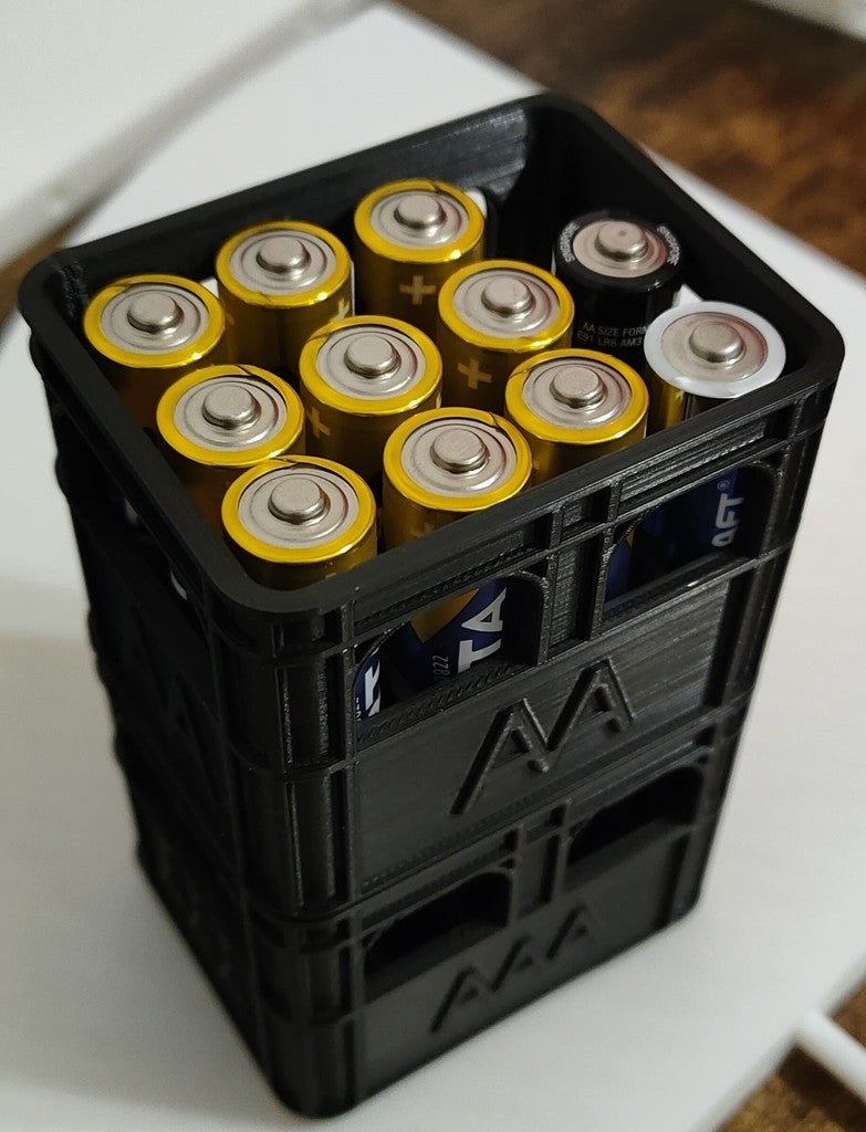 Battery holder for stacking