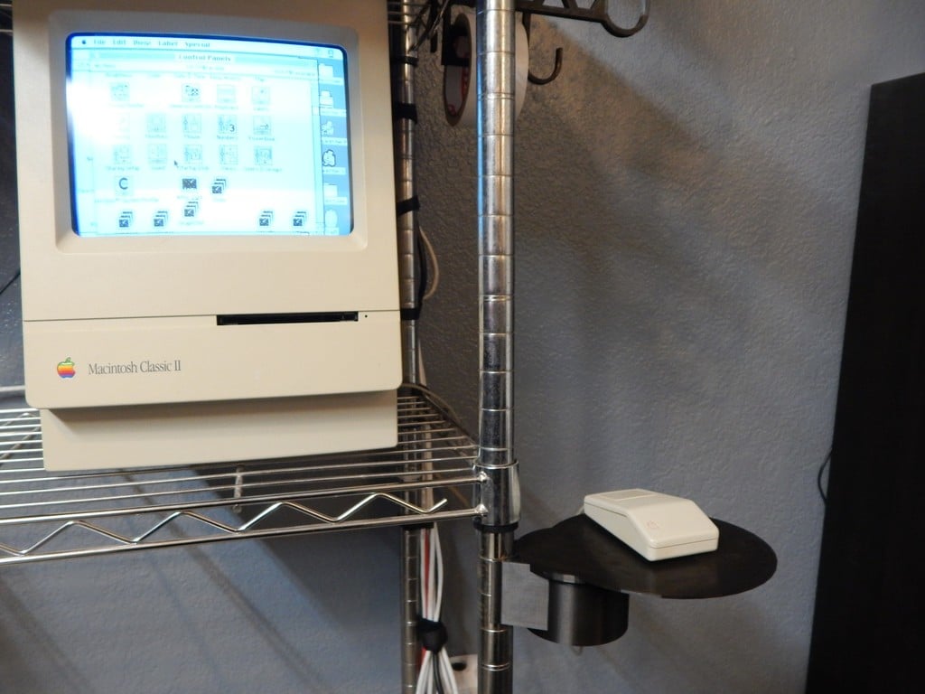 Mouse mat for Wire Shelving Units with Clips