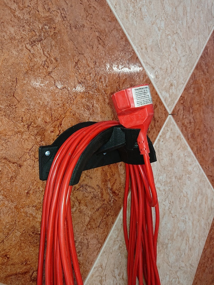 Practical cable holder for extension cables