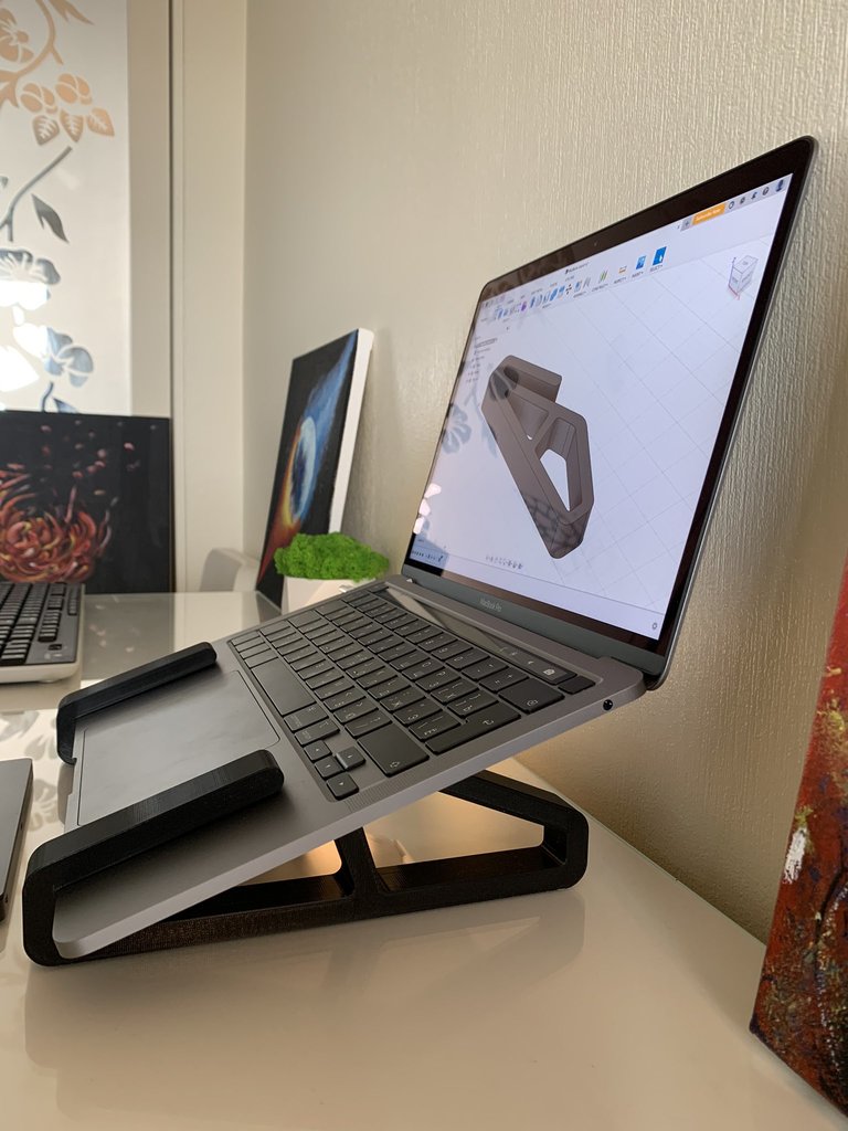 Stand for MacBook Pro 13'