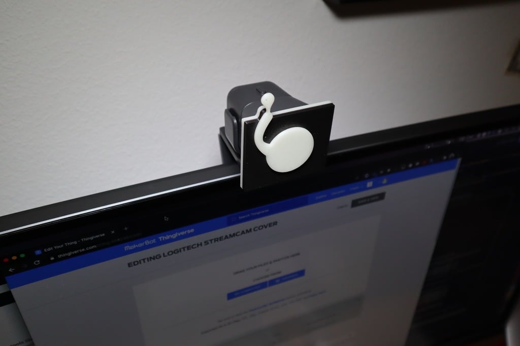 Rotatable Cover for Logitech StreamCam Webcam