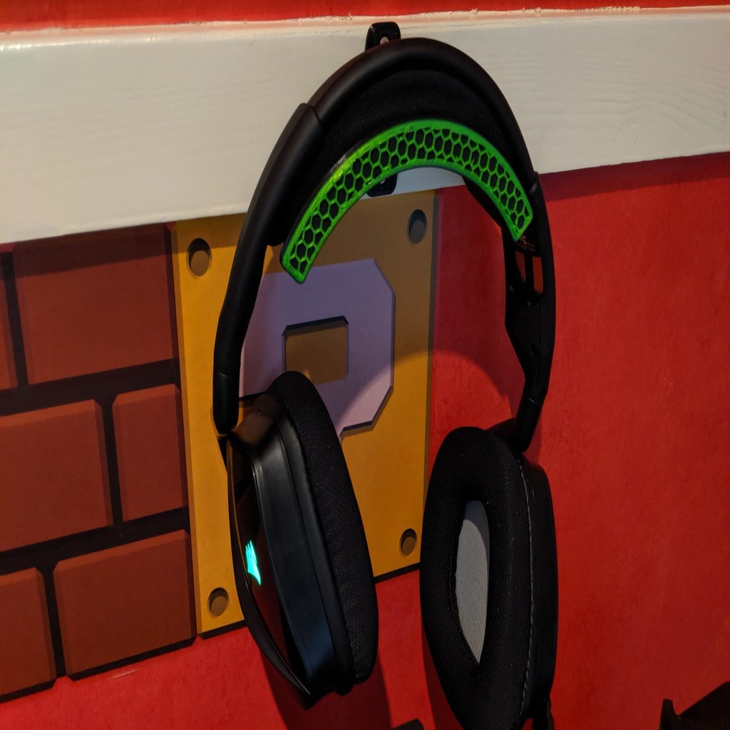 Wide Wall Mount for Headphones and Headsets